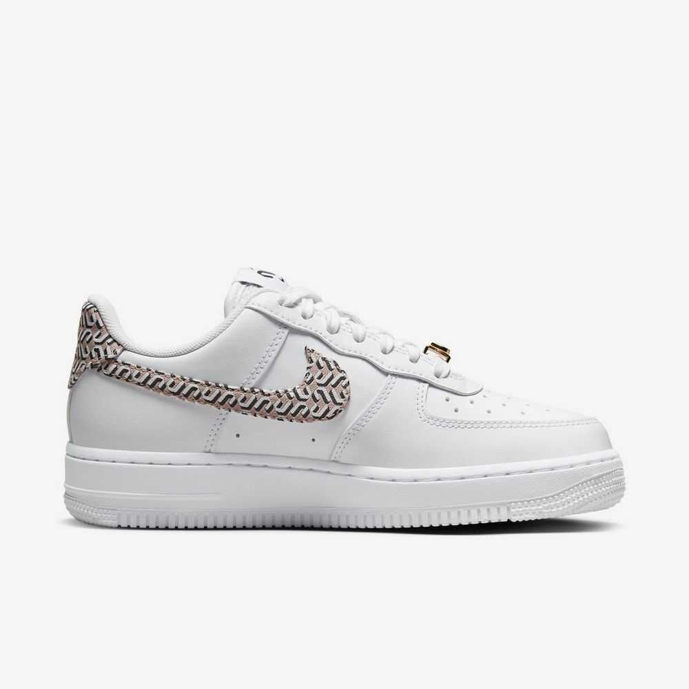 США! Кроссовки Nike Air Force 1 LX United (40р по 44.5р) (DZ2709-100)