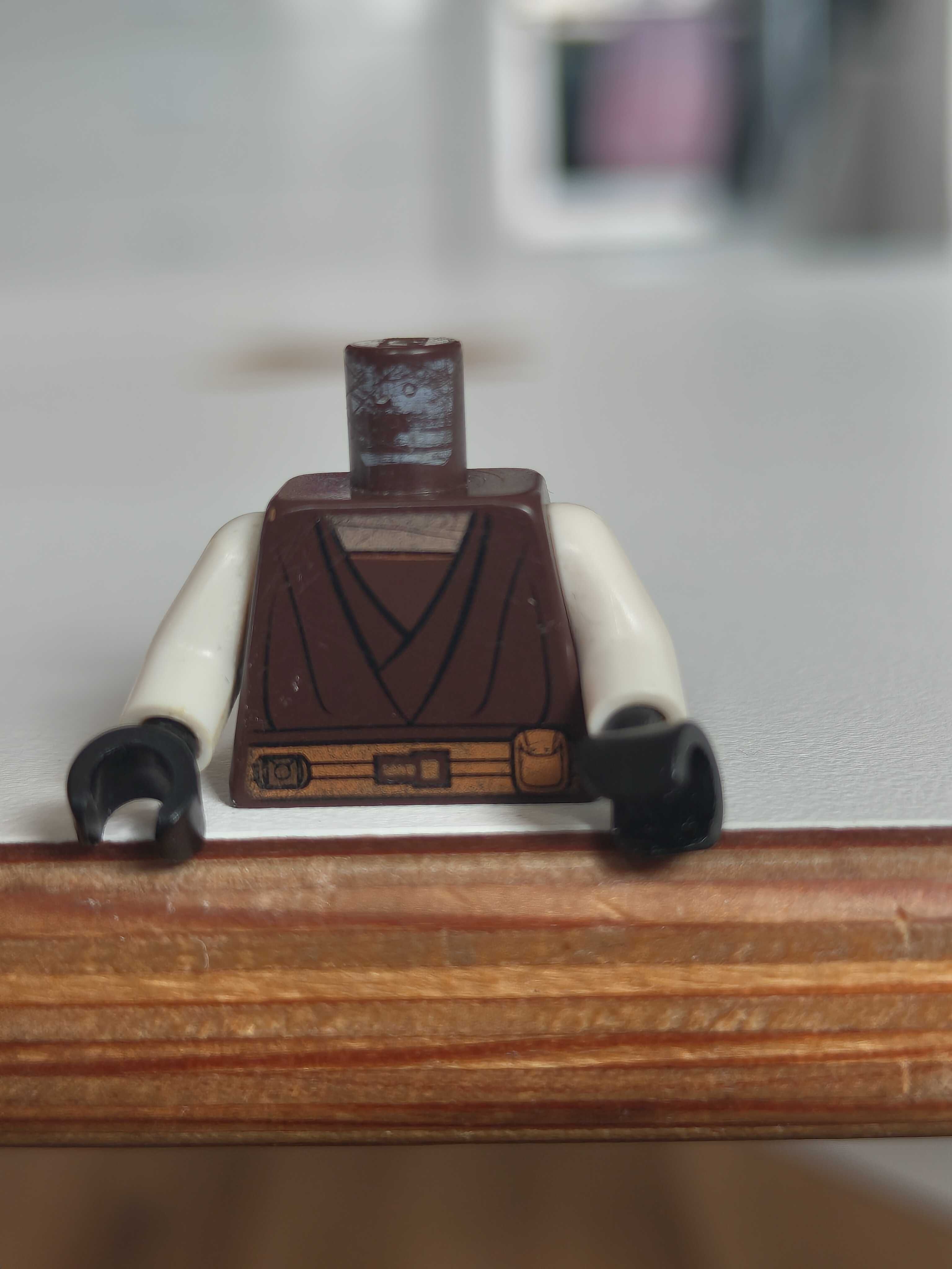 Lego Star Wars torso do figurki SW0308 Saesee Tiin