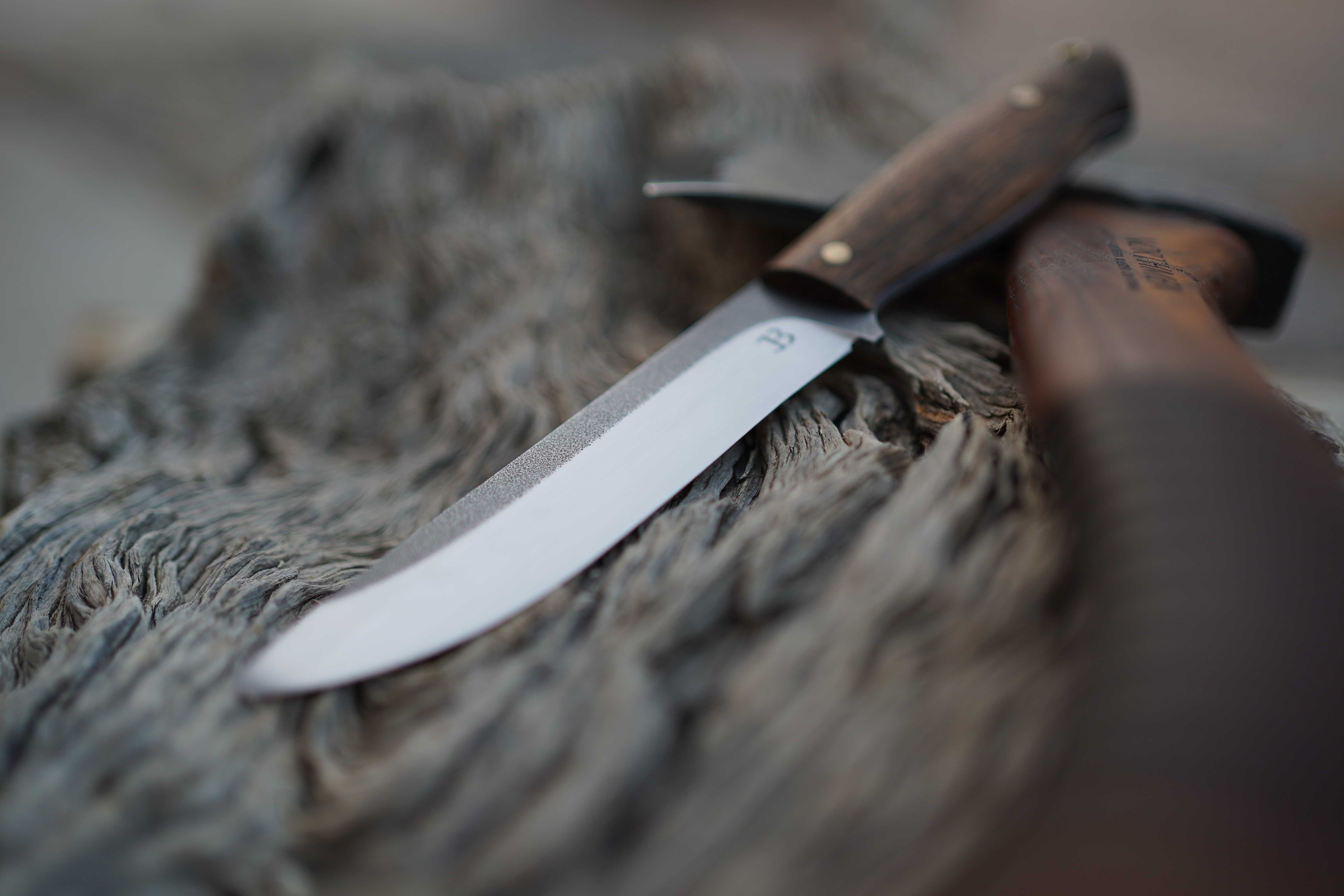 Nóż bushcraftowy Busher