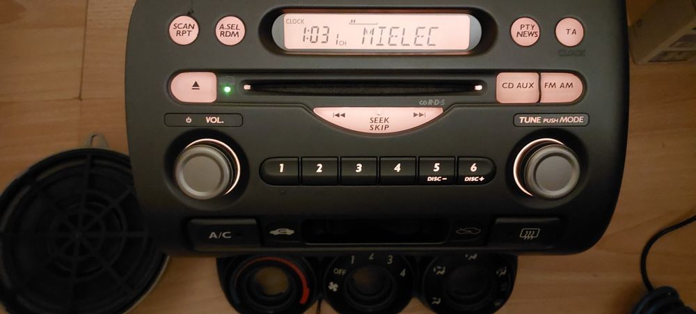 Radio Honda  Jazz City BLUETOOTH  AUX gratis Przedlift