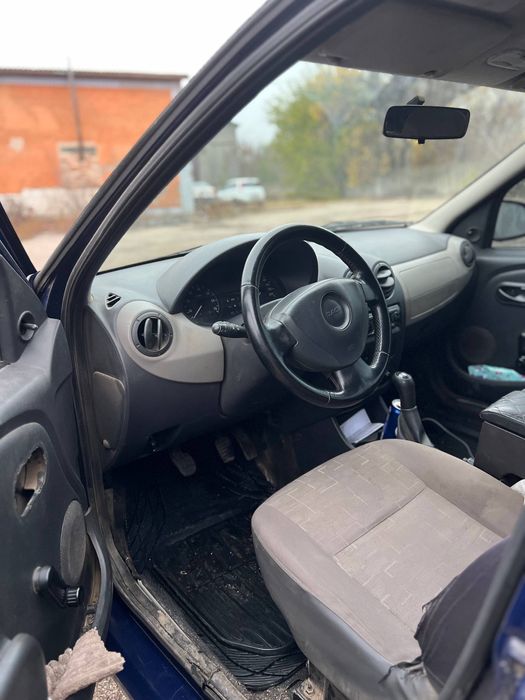 Dacia Logan 2011р. 1.2 бенз