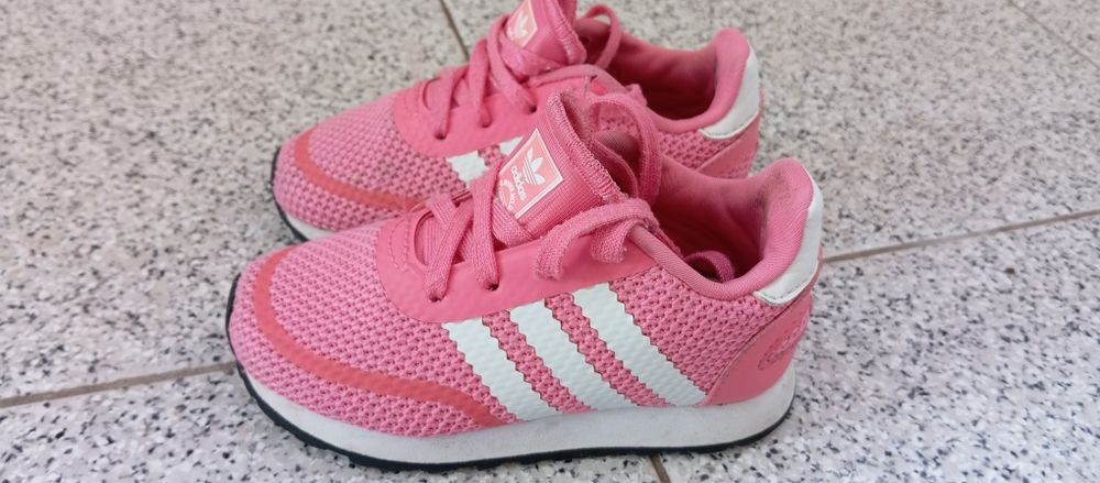 Sapatilhas adidas de menina rosa 24