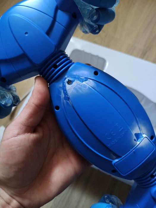 Продам машинку на радіокеруванні.