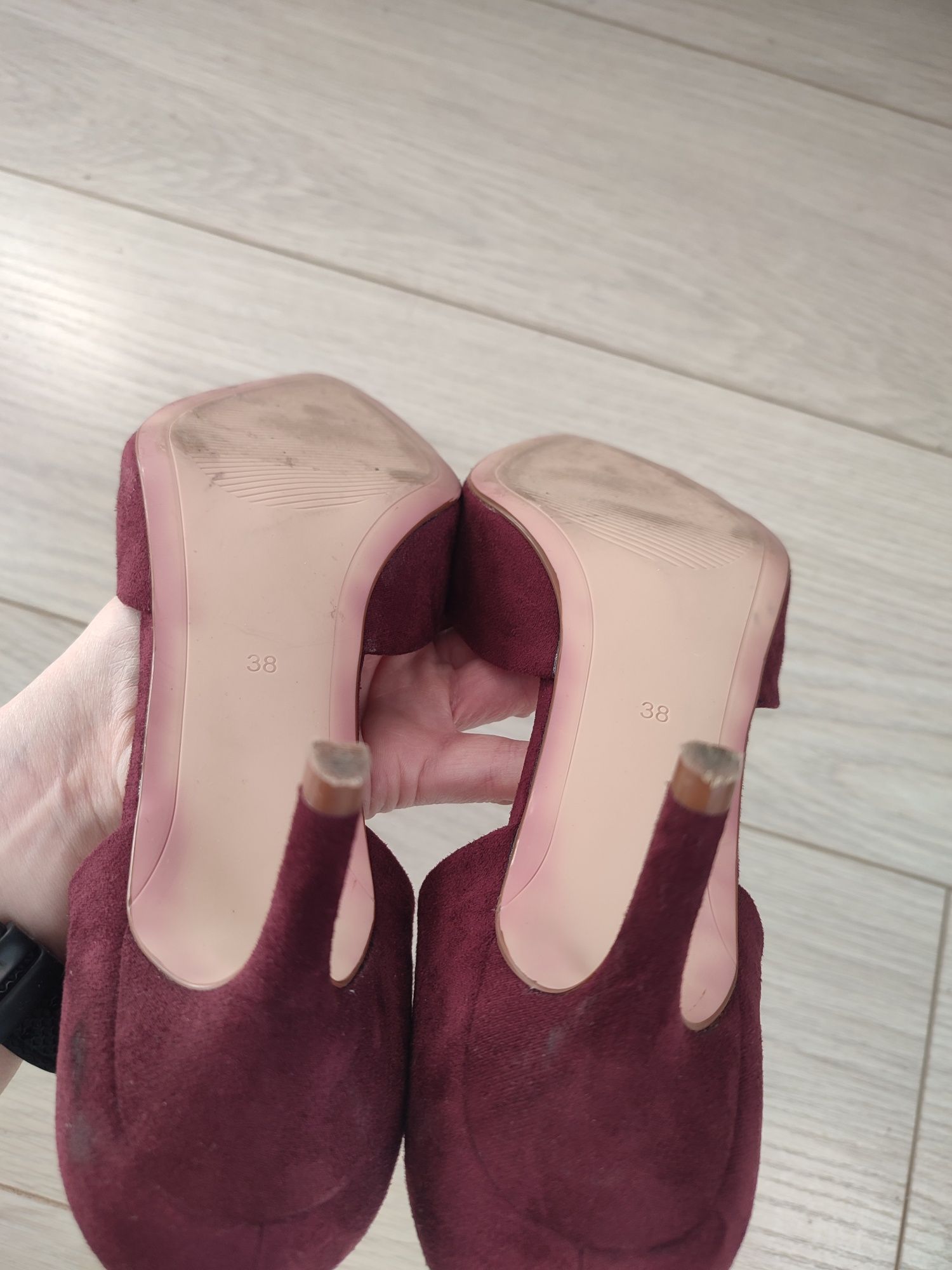 Burgundowe buty damskie na obcasie szpilki HM rozm 38