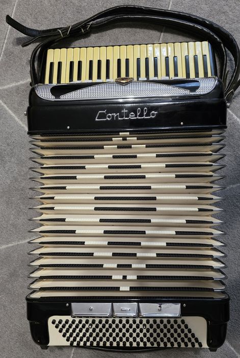 Akordeon Contello