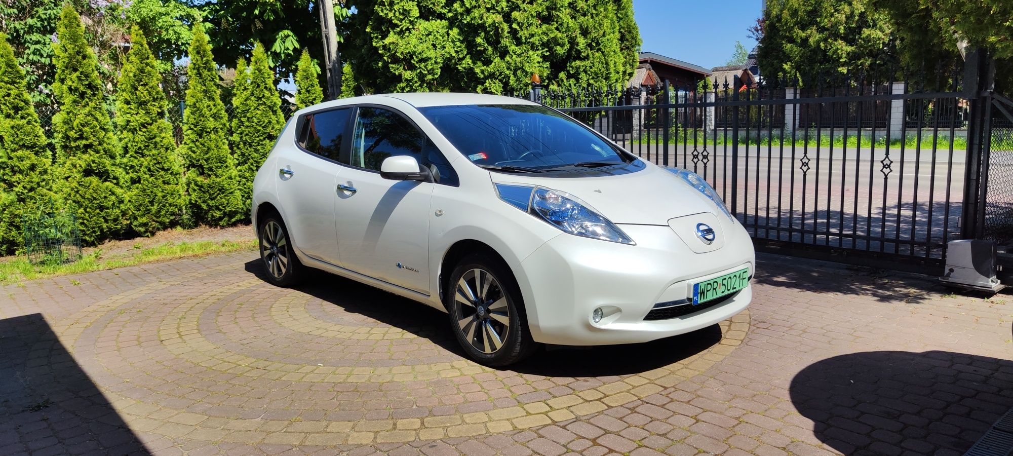 Nissan Leaf Tekna 24 KW/h