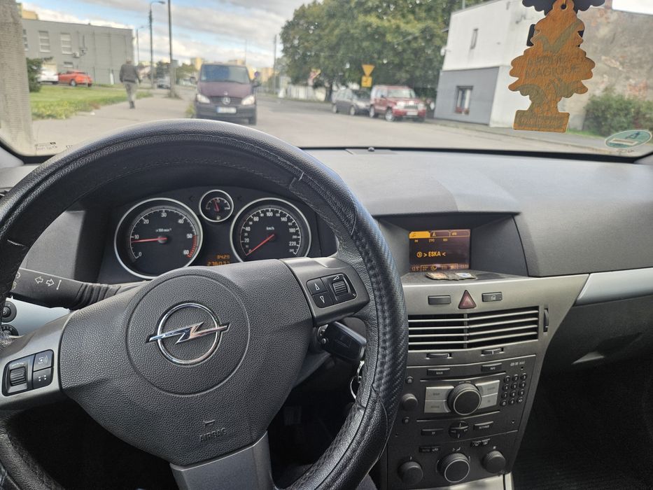 Opel astra h 1.9cdti