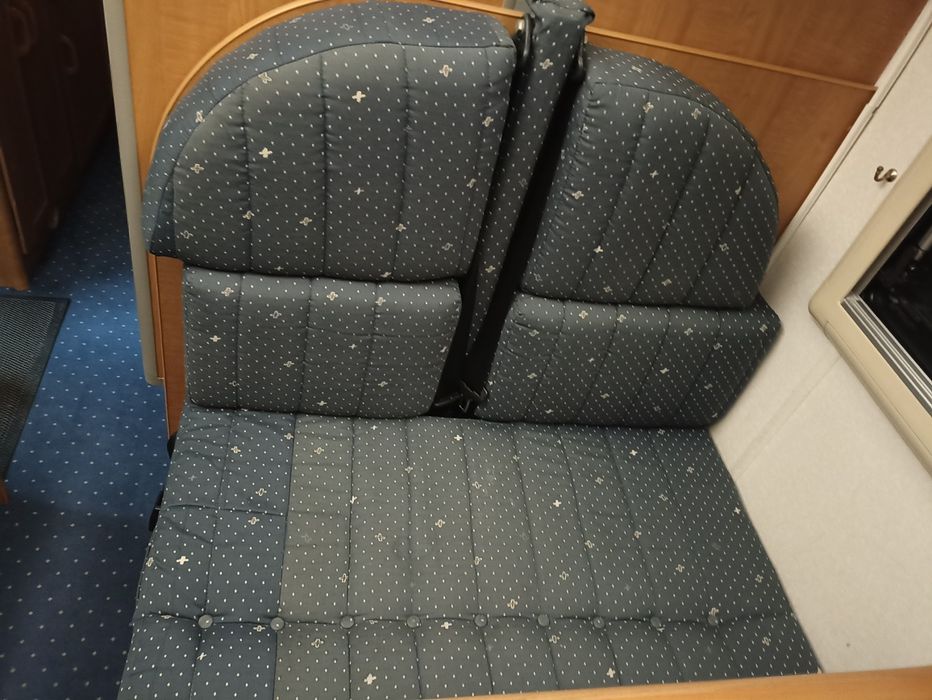 Poduchy tapicerka materace kanapa do przyczepy kampera