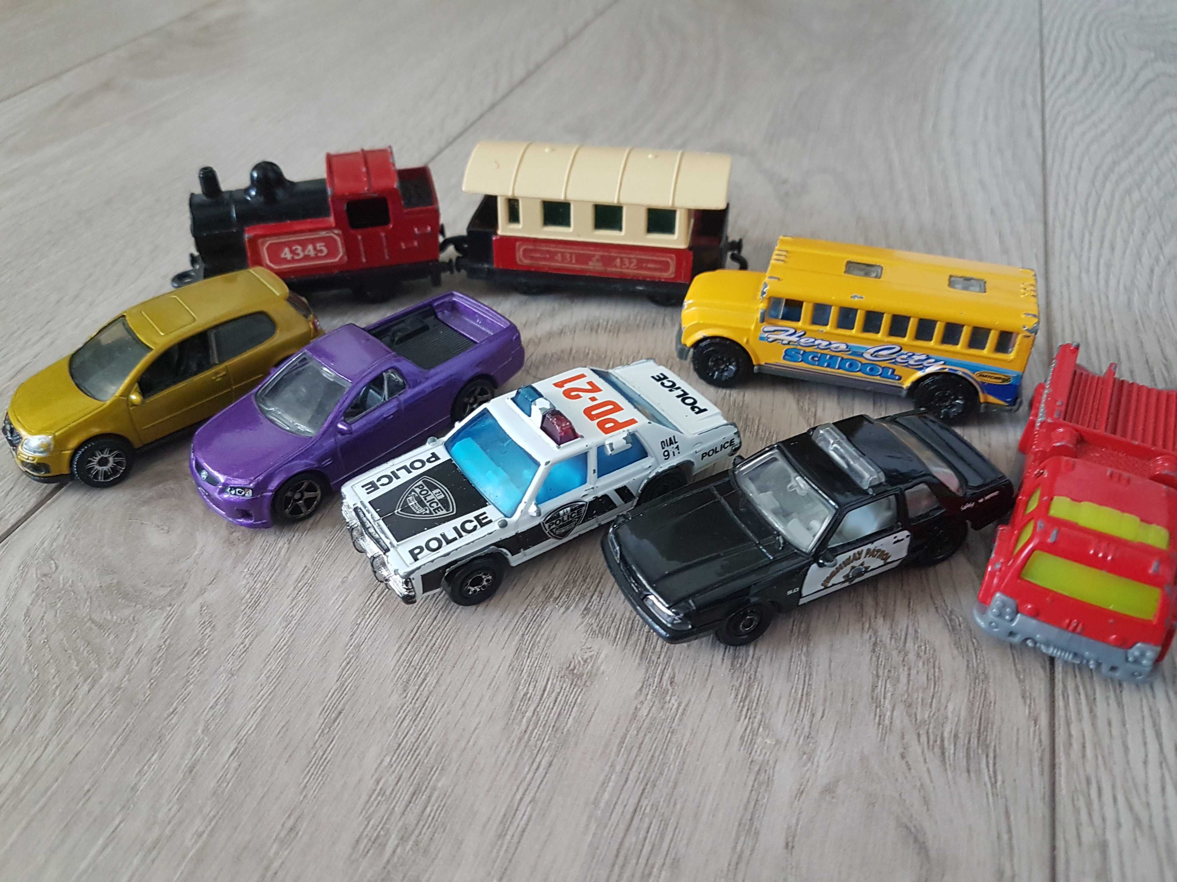 Matchbox  resorak autko samochodzik pociąg kolejka wagoniki