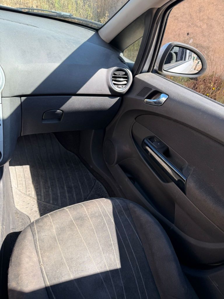 Opel corsa 1.3 citadino