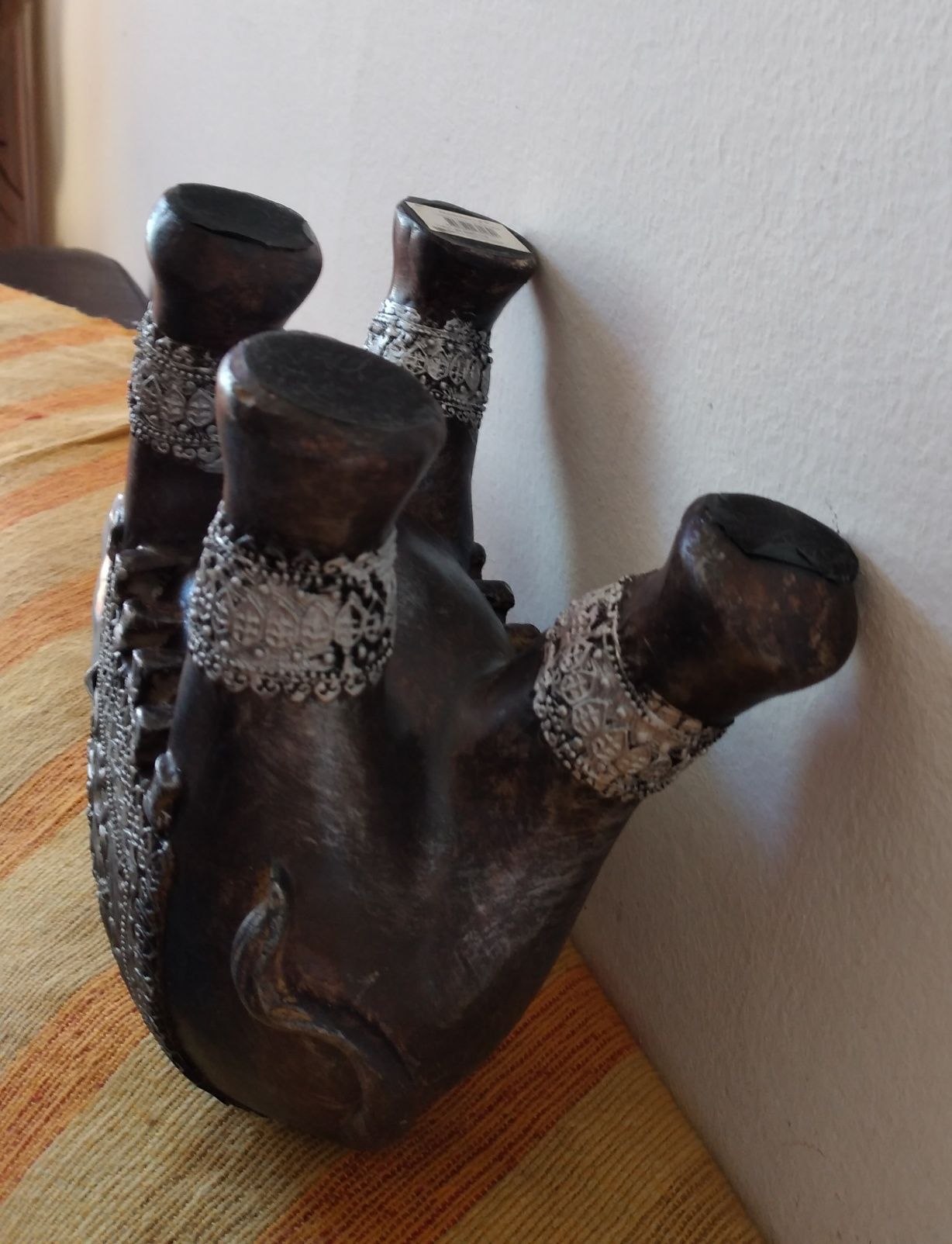 Elefante grande em marfinite