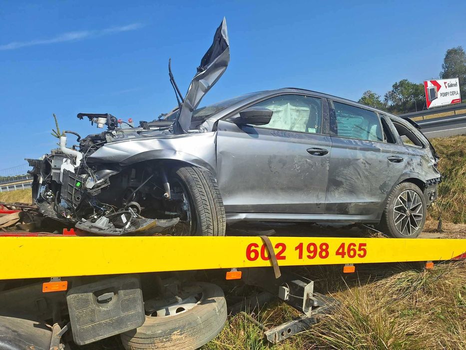 Pomoc Drogowa Laweta Auto laweta Holowanie Transport Tir