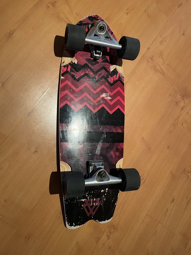 Surf skate carver
