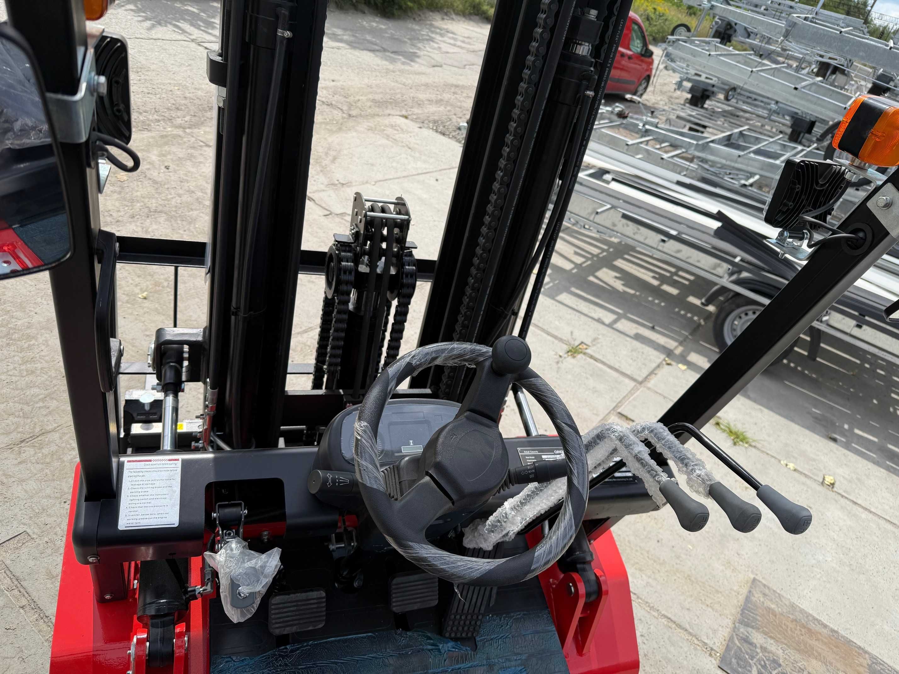 Wózek Widłowy 2,5T 3T NOWY GWARACJA UDT DOSTAWA maszt triplex 4,5m
