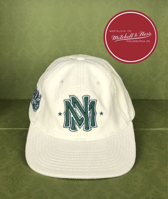 Nowa czapka Mitchell & Ness Own Brand Deadstock 1904 Off White