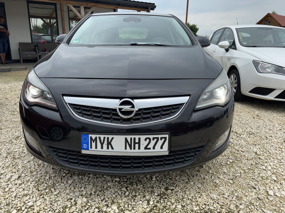 Opel Astra J | 1.4 Turbo Benzyna | 2011 | Super Stan