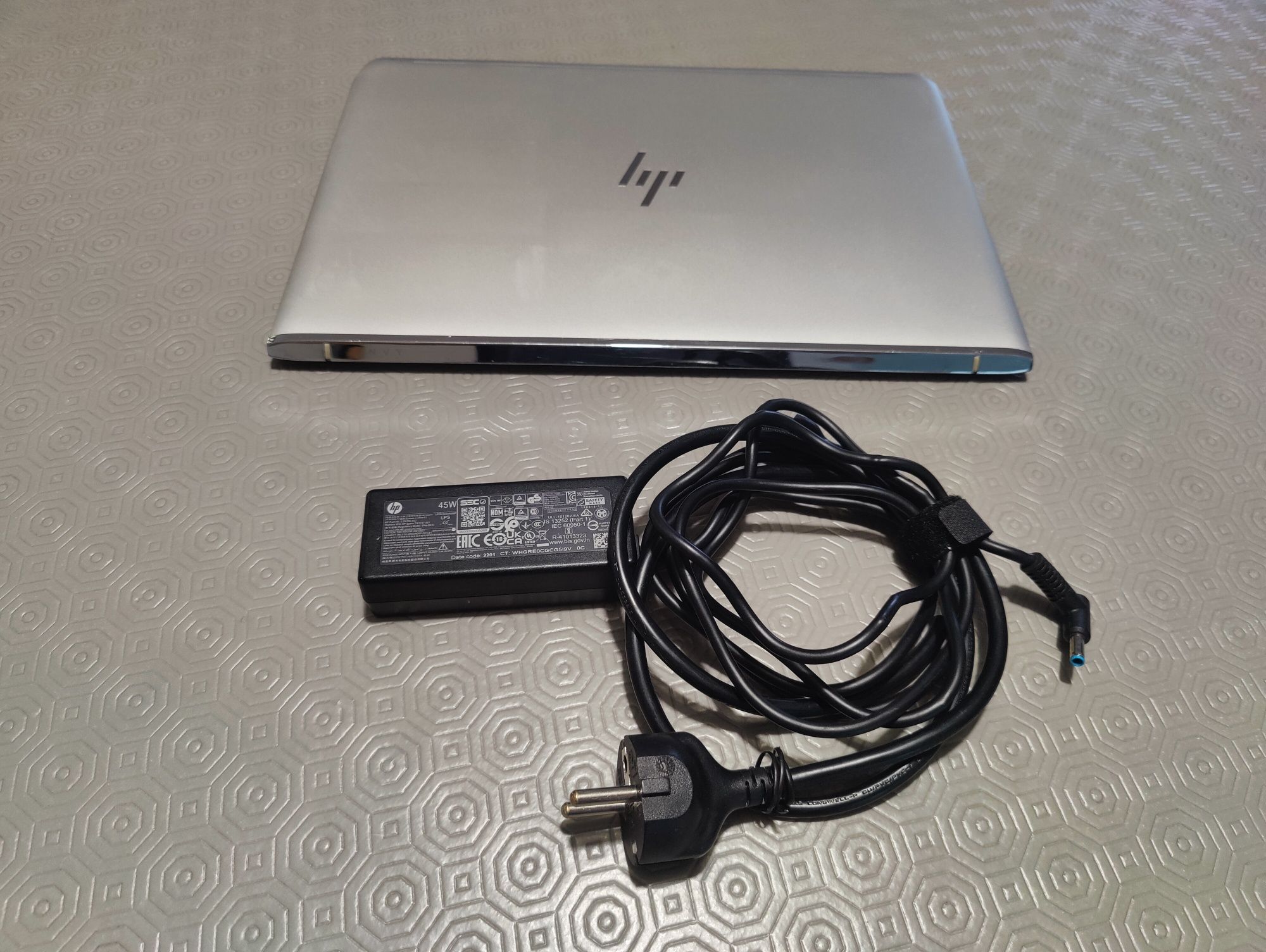 HP Envy 13-ab002np  i7-7500 (Bom Estado)