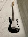 Guitarra Stratocaster e Amplificador Squier
