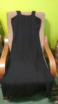 czarna długa sukienka z rozporkiem