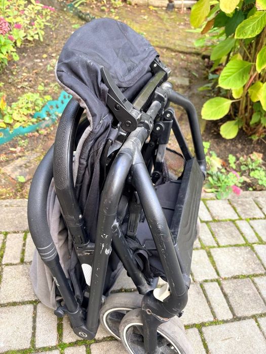 Коляска Cybex Eezy S Plus 2