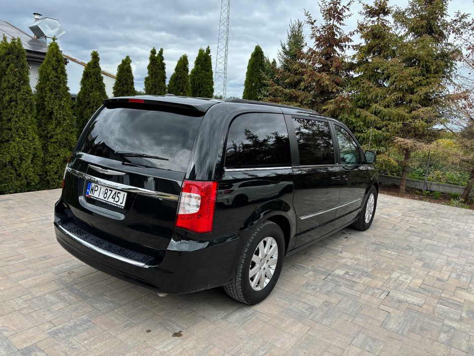 Chrysler Town & Country 3,6 rok 2013
