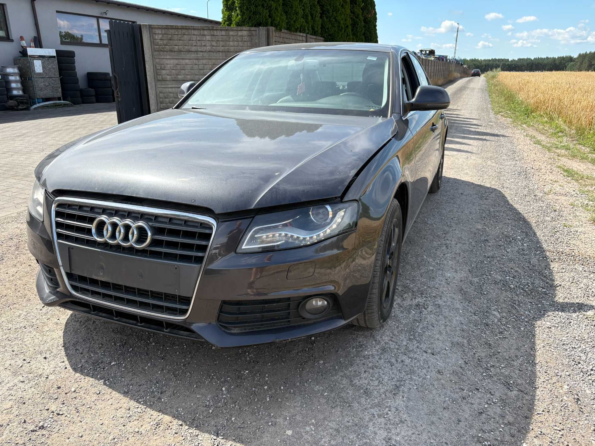 Audi a4 b8 sedan 2.0 tdi w całości na części BEZ PRAWA REJESTRACJI