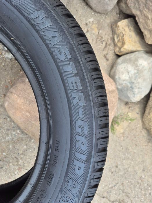Opona Semperit Mastergrip 215/60r16 1szt zima 21r