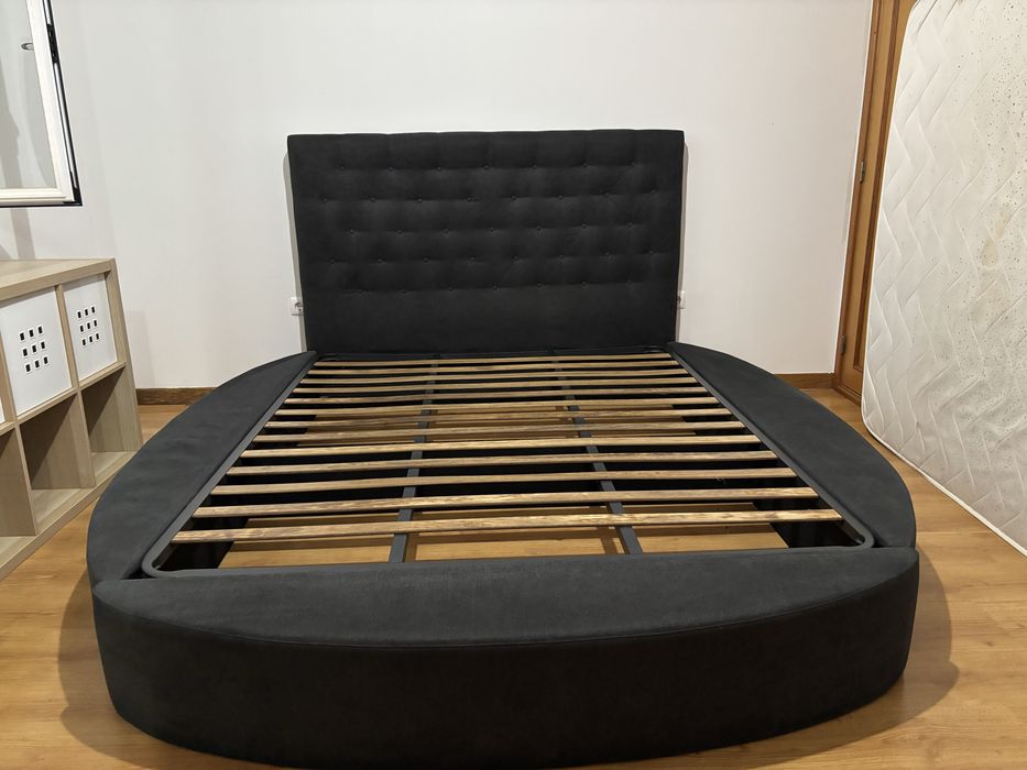 Cama com formato redondo
