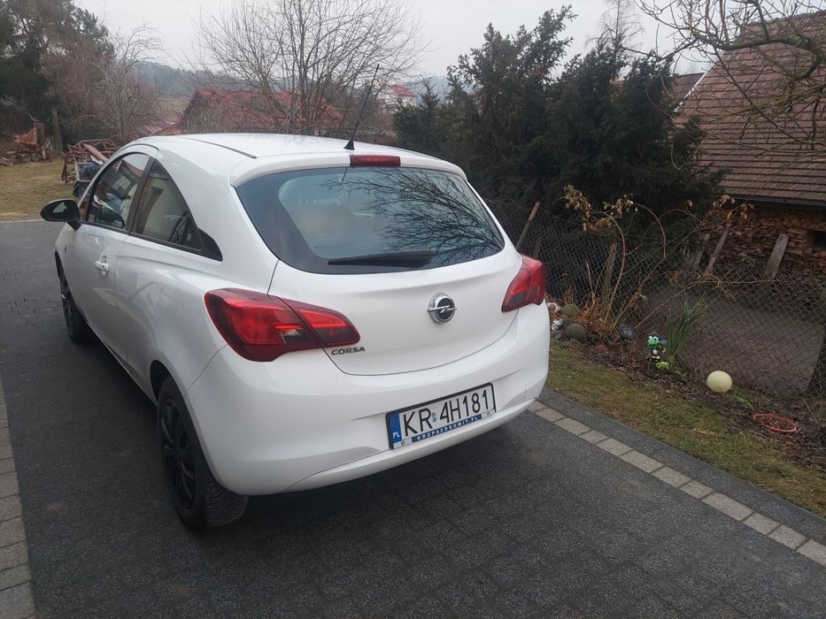 Opel corsa E 2015r bezwypadkowy 1.2 benzyna