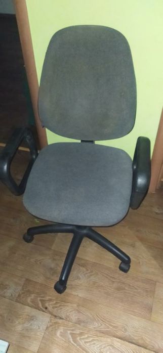 Крісло  офісне. Б/в.