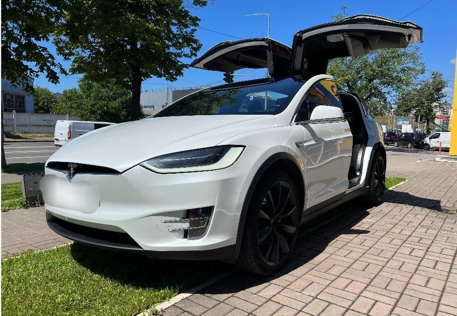 Tesla model X 2017р.