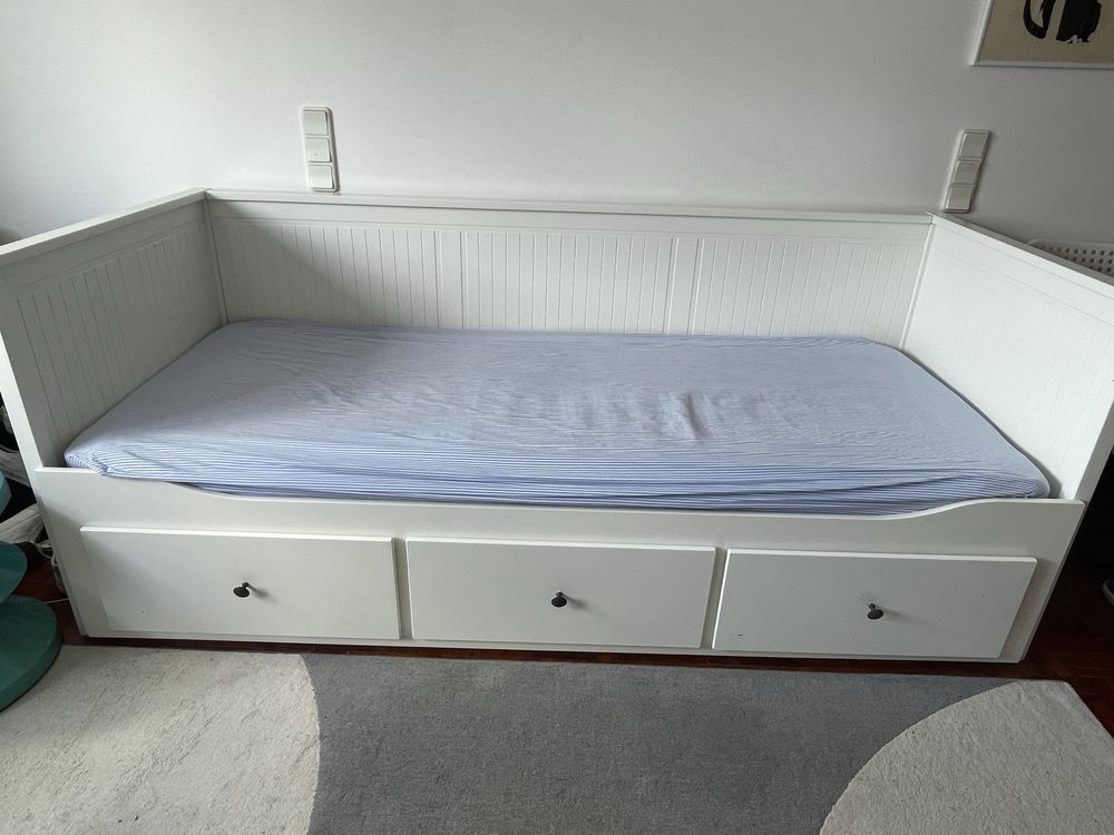 Cama individual Ikea Hemnes + colchao Husvika