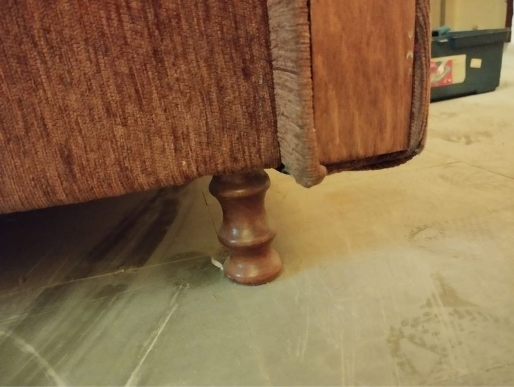 Sofa, kanapa, wersalka rozkładana z pojemnikiem materiał retro prl