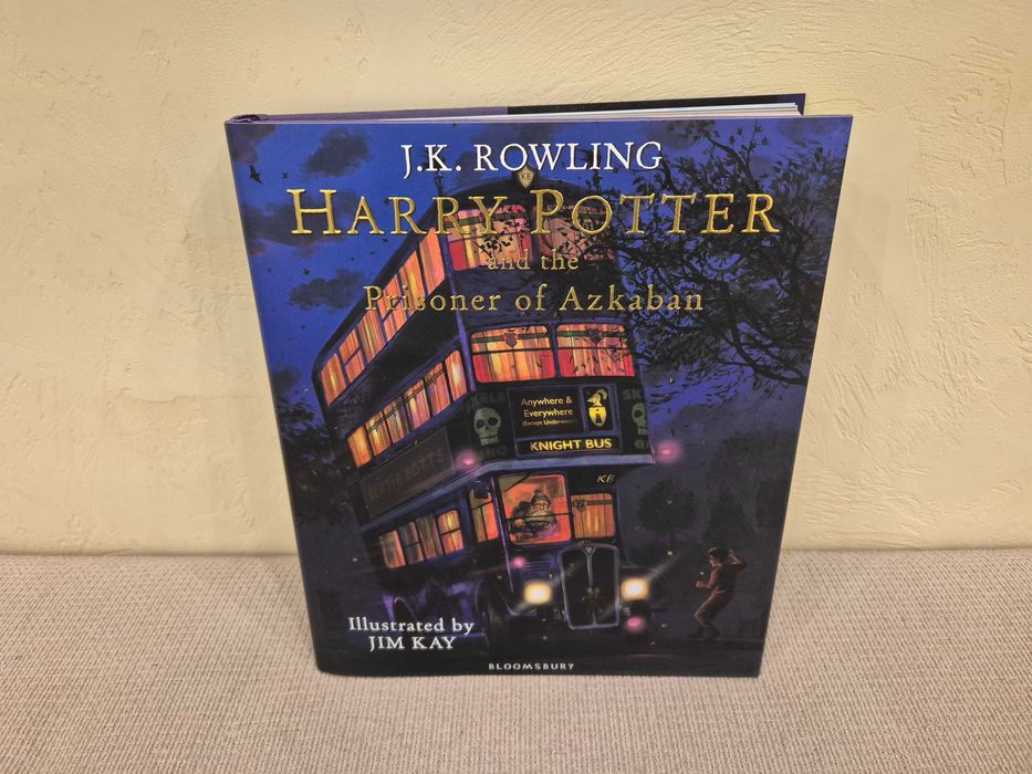 Harry Potter and the Prisoner of Azkaban illustrated edition Hardcover