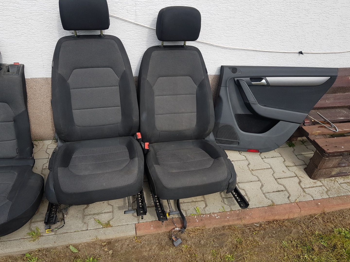 Komplet Foteli 3 Boczki Europa VW Passat B7 3AB