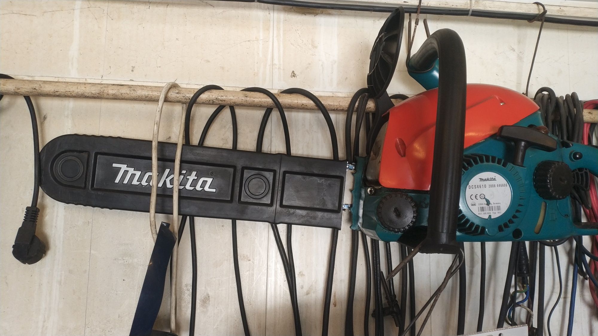 Бензопила Makita