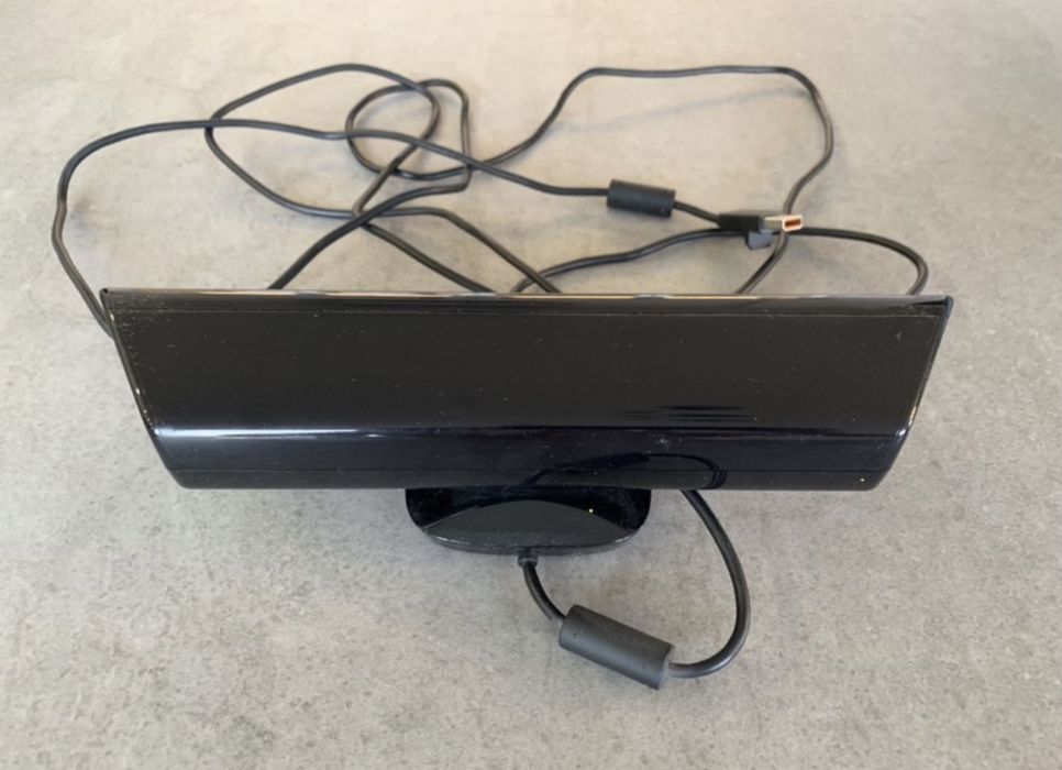 Сенсор движений Kinect  для Xbox 360