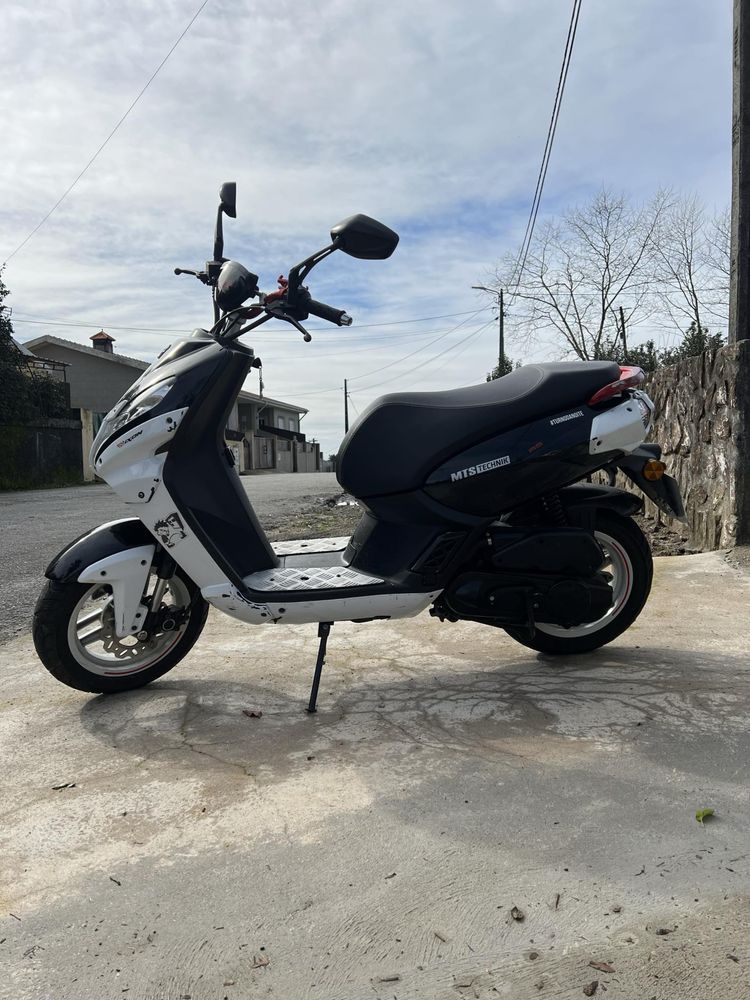 Peugueot zone strite
