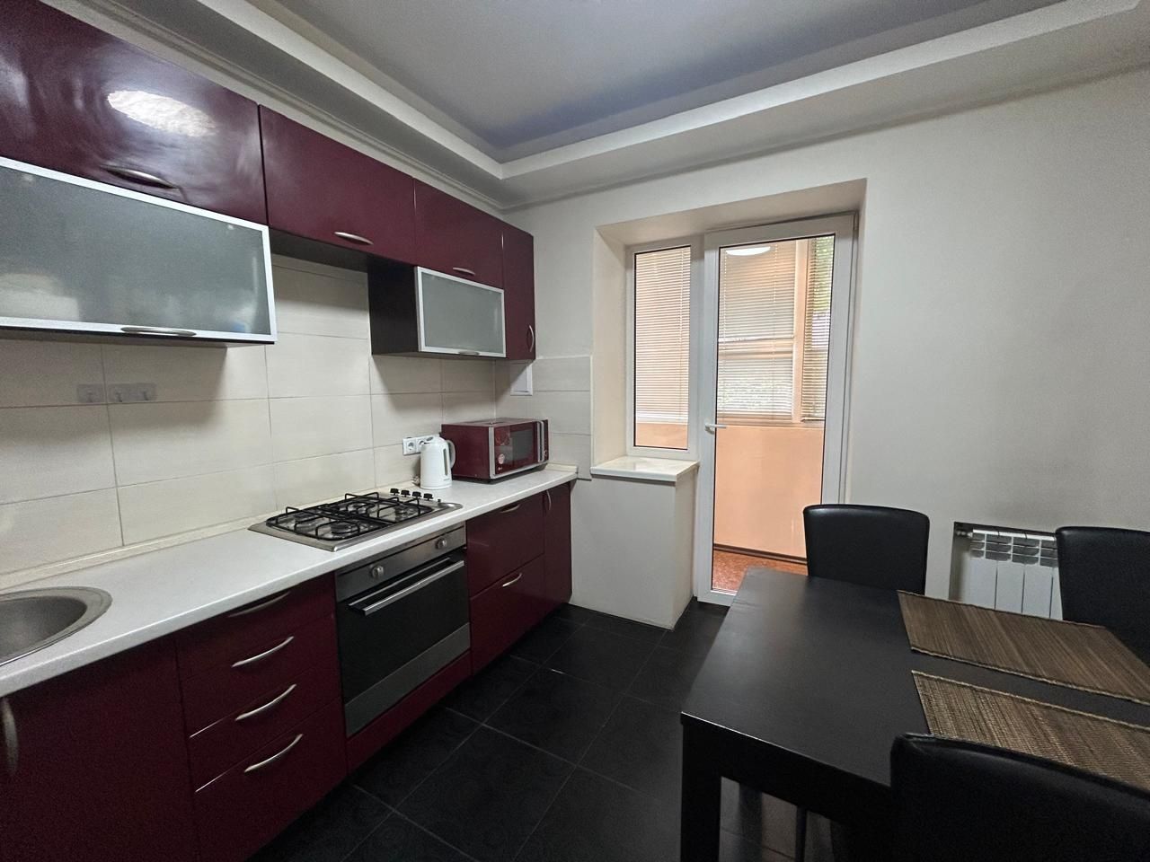 Продаж 1-кім. Дмитриевская 24  Галицька площа  Шевченківський район