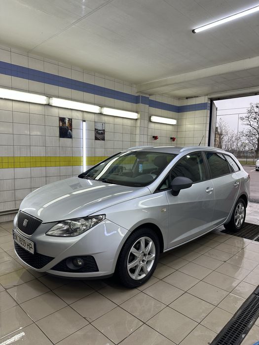 Ідеальний Seat Ibiza 2010 комплектація Ecomotive