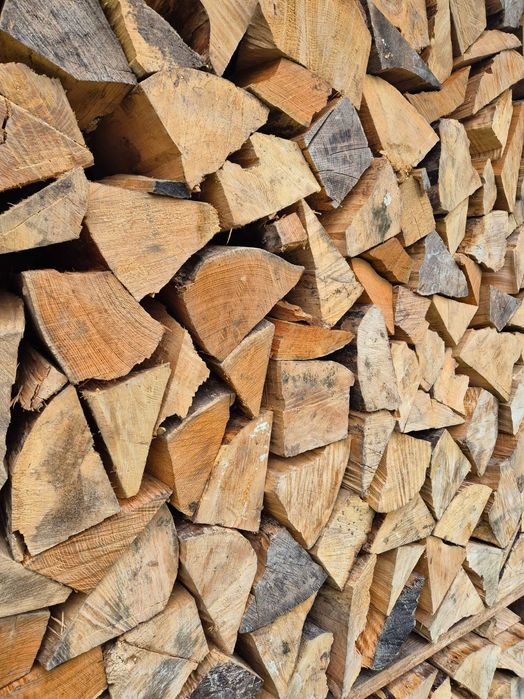 Drewno kominkowe opałowe opał drzewo suche sezonowane świeże