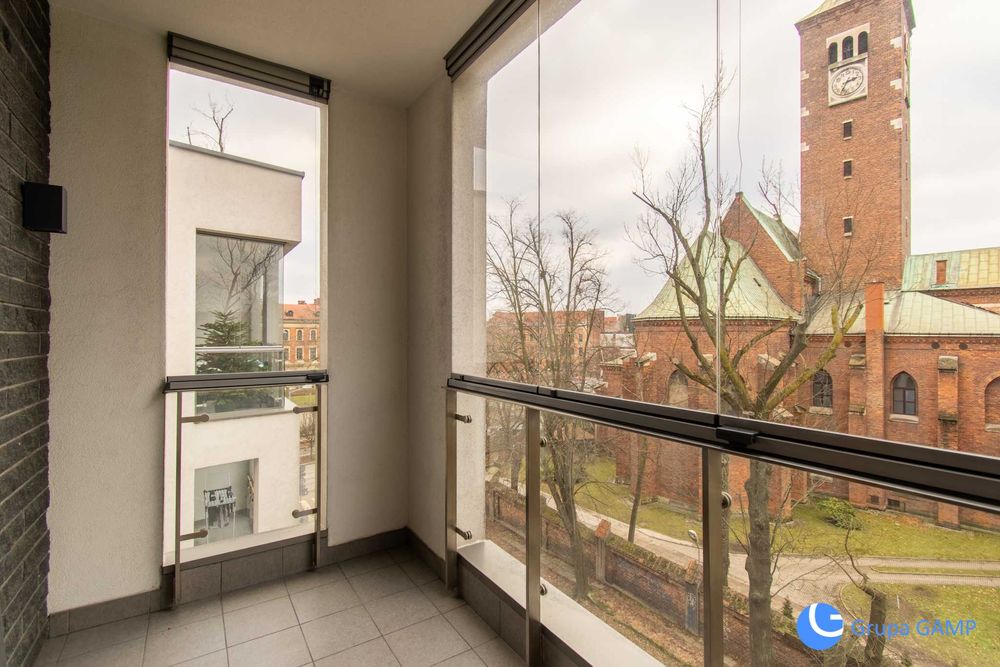 *Apartamenty Novum* Stare Miasto, dwa pokoje, garaż, od zaraz!