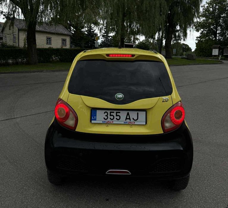 Sprzedam samochód Zhidou