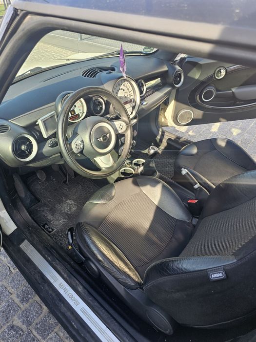 Vendo mini Cooper 1.6 gasolina carro importado