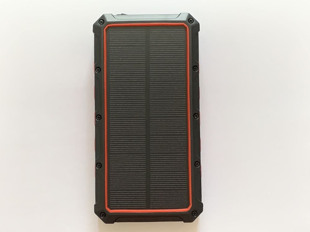 Powerbank solarny 36 000 mAh z indukcją  (NOWY!)