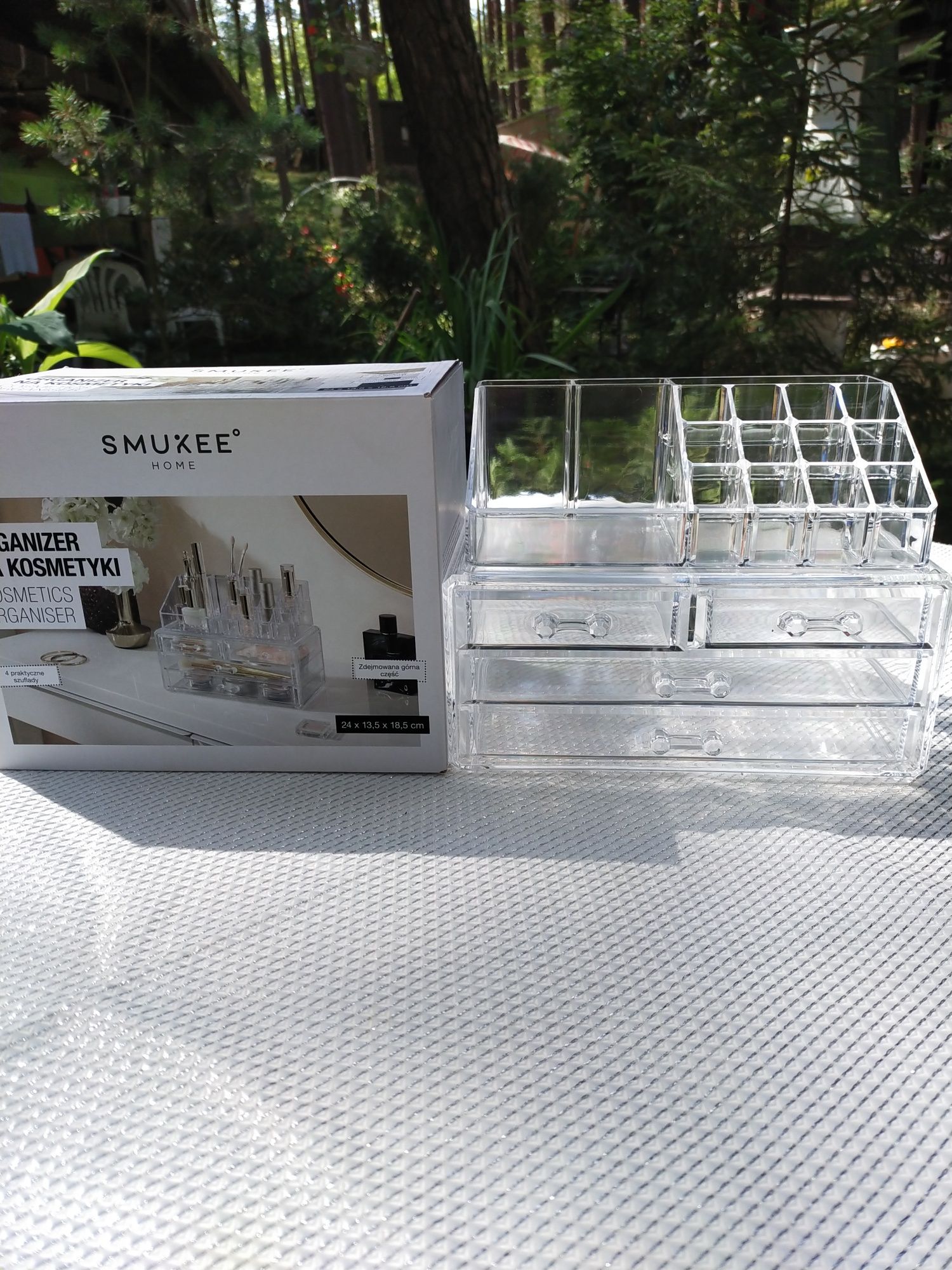 NOWY organizer na kosmetyki.