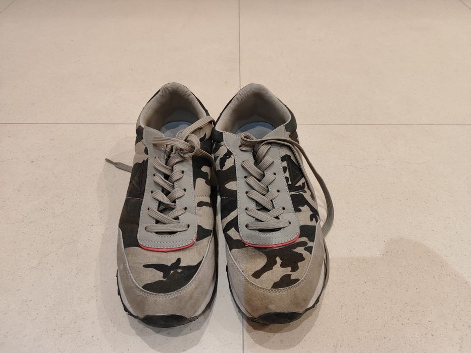 Ténis Guess como novos