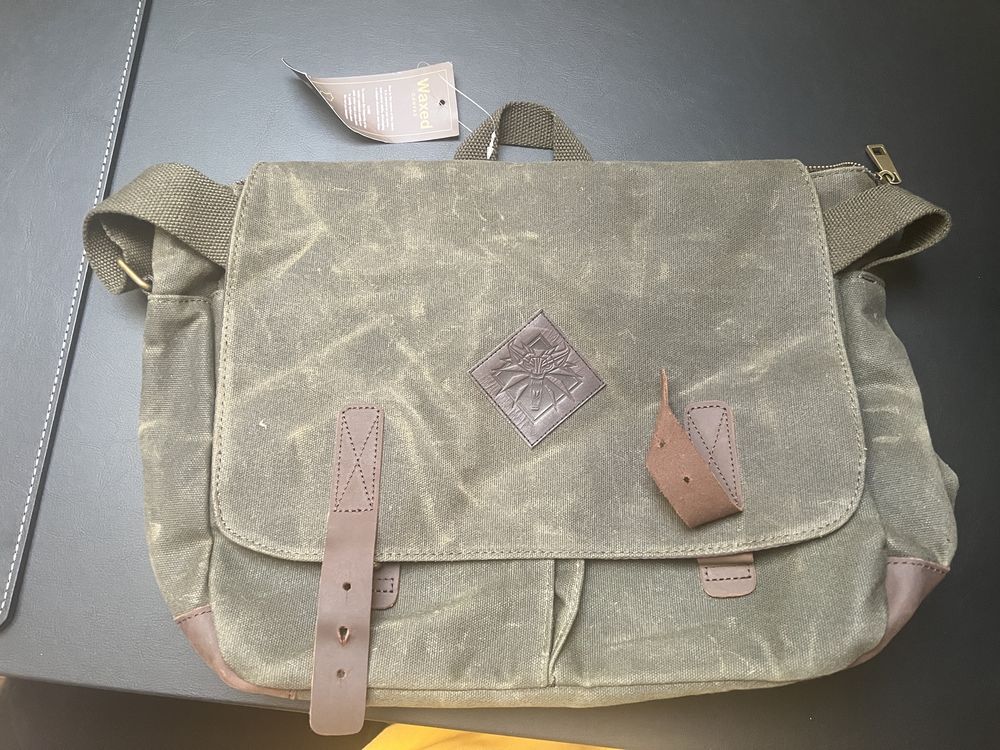 Witcher Wiedźmin torba Messenger Quadra Bags woskowane płótno