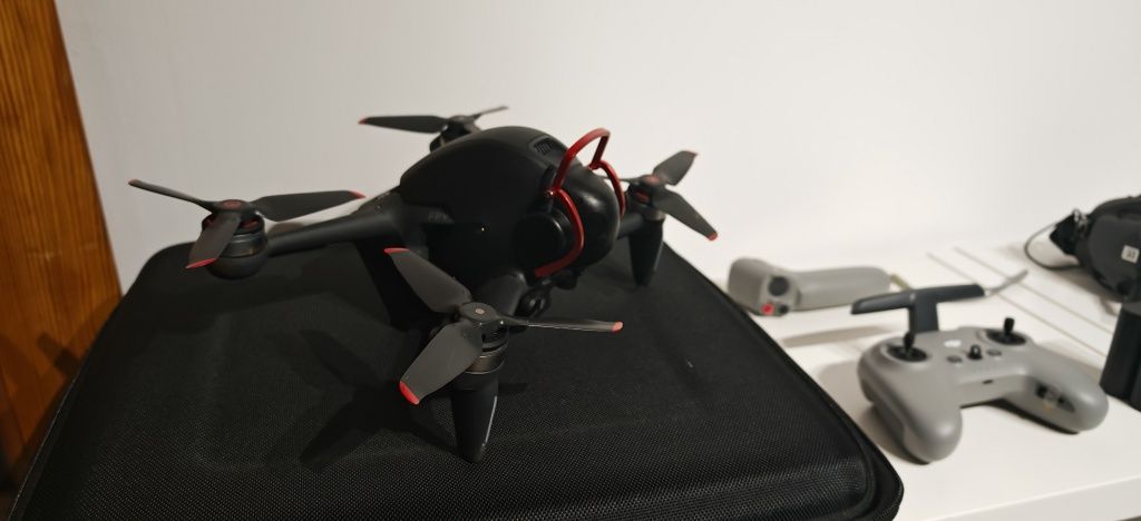 Dji fpv fly more combo duży zestaw goggles v2 zamiana zamienię