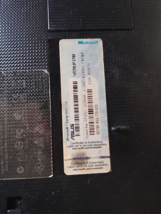 Б/у нетбук, тріснутий екран, але зображення є, може комусь на зап